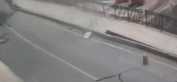 Rize'de Yol Çöktü. İşte O Anlar