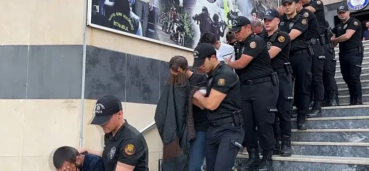 Yapay Zekâ Destekli Sahte Raporlarla Milyarlık Vurgun İddiası