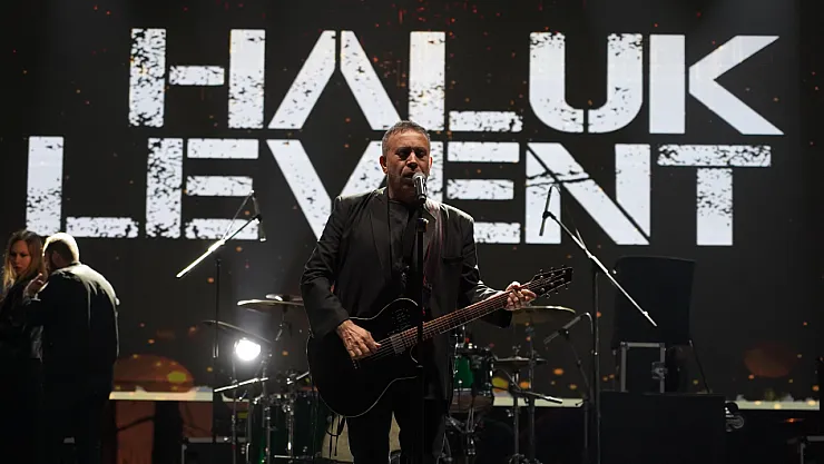 10 Bin Kişi Haluk Levent Konserinde Buluştu