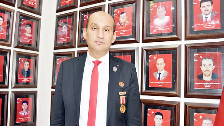 17 yıldır beynindeki şarapnel parçalarıyla yaşıyor