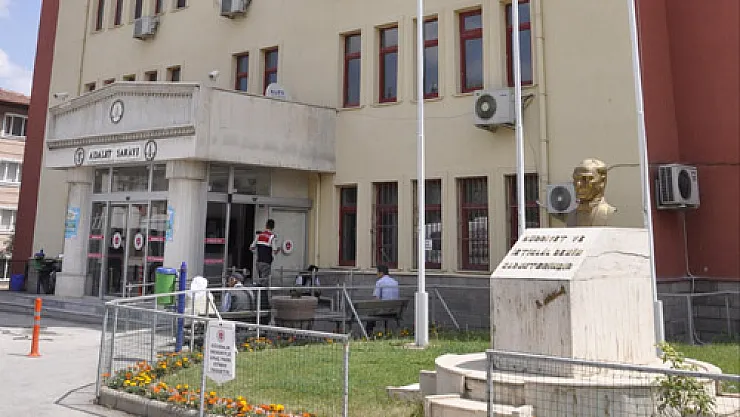 2 kişiyi mezara, 2 kişiyi hapise yollayan olayın davası başladı