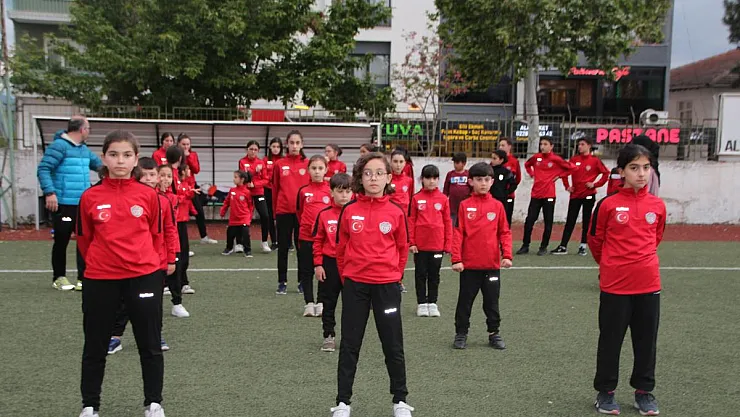22 bin nüfuslu ilçede karate yapan 150 kişiden, 13’ü milli takıma seçildi
