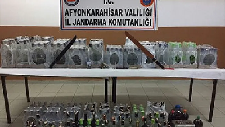 369 şişe kaçak içki ele geçirildi