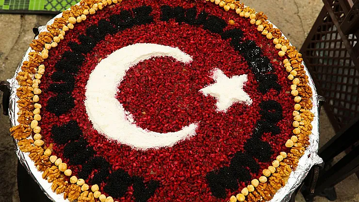 40 Hatimli Şifalı Aşure Duası 10 Temmuz'da