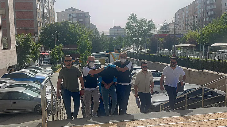 5 Milyon TL Dolandıran Şüpheliler Yakalandı