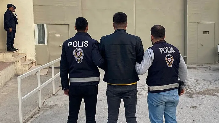 5 Yıl 1 Ay Hapis Cezası İle Aranan Şahıs Yakalandı