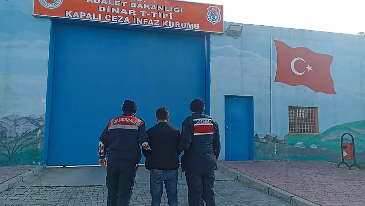 6 Yıl Hapis Cezası İle Aranan Şahıs Saklandığı Köyünde Yakalandı