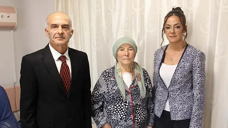 81 Yaşında Şifayı Afyon Devlet Hastanesi'nde Kavuştu