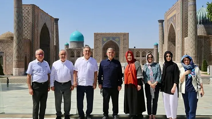 Abdullah Gül'den Özbekistan Övgüleri
