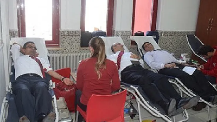 Adliye'de kan bağışı – Kocatepe Gazetesi
