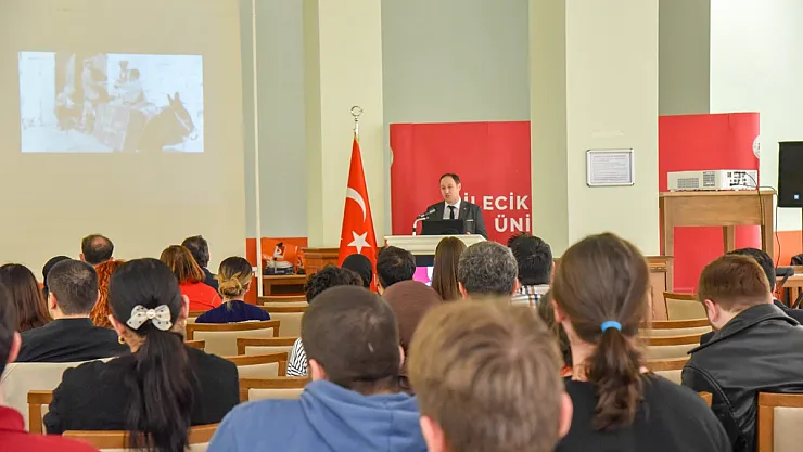 Afet Bölgesinde Gezici Kütüphaneler Değerlendirildi