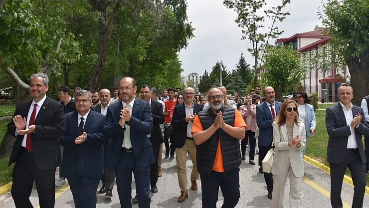 AFSÜ'de Aile Yılında Aile Tiyatrosu Beğeni Topladı