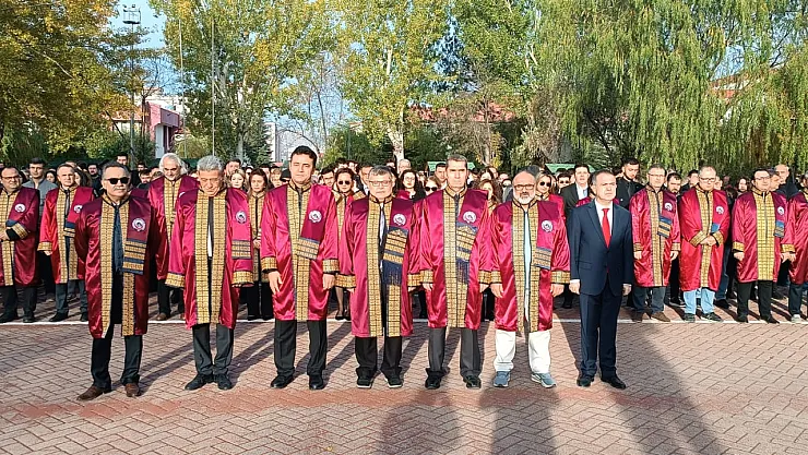 AFSÜ'de Tören Düzenlendi