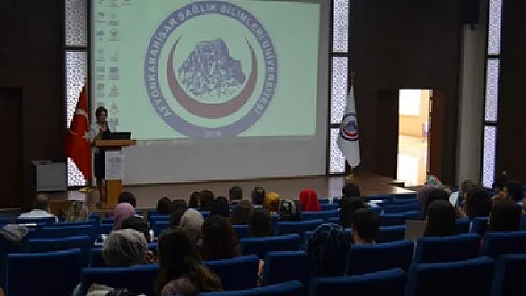AFSÜ'de Dünya Fizyoterapistler Günü kutlandı