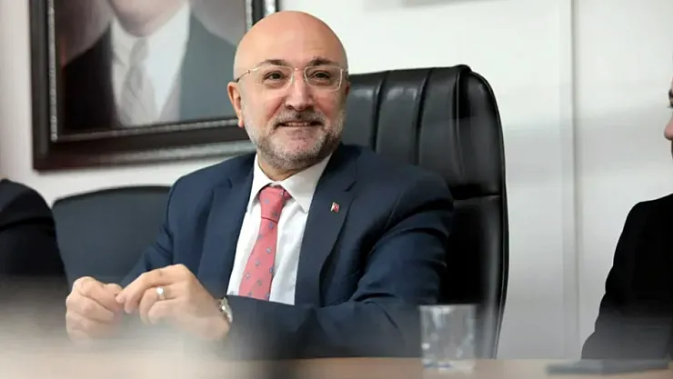 Afyon Belediyesi 387 Kişi Değil, 1067 Kişi İşe Aldı