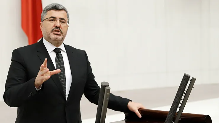 Afyon Belediyesi'nin Kredi İşini Özkaya Çözdü