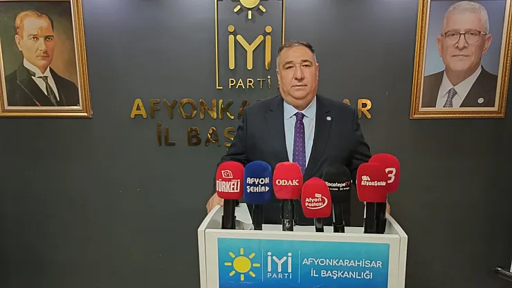 'Afyon Çiftçisi Tekeden Süt Çıkararak Yaşamaya Çalışıyor'