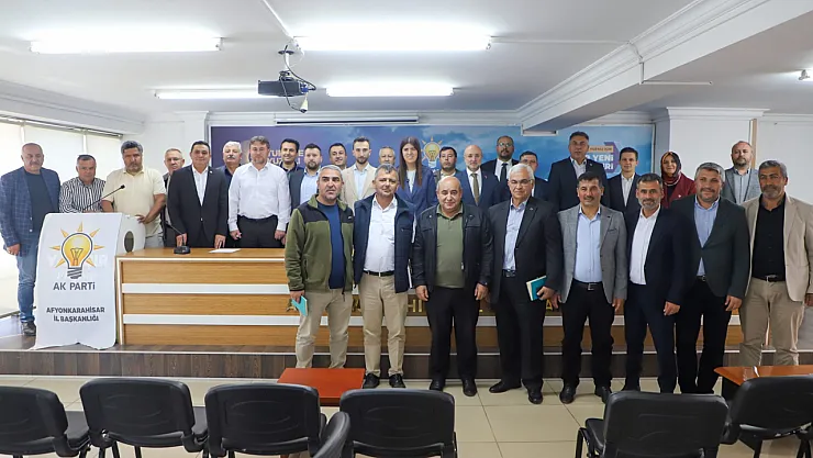 Afyon'da AK Parti Zirvesi: Türkiye Yüzyılı Belediyeciliği Konuşuldu