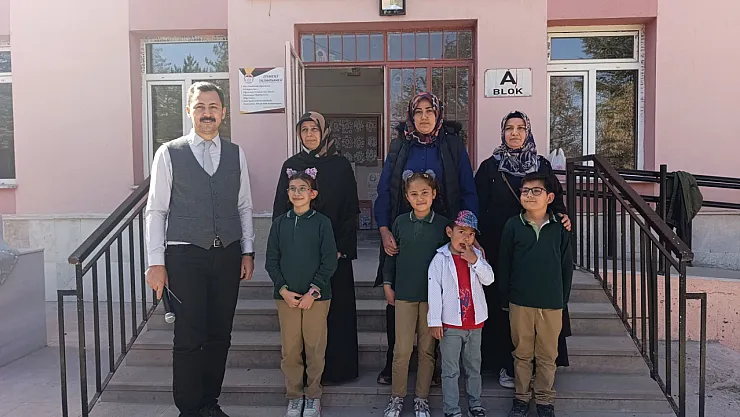 Afyon'da Anne Ve Çocuklar Birlikte Yarıştı