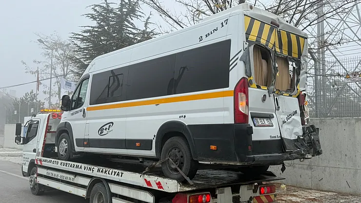 Afyon'da Bir Öğrenci Servisi Kazası Daha