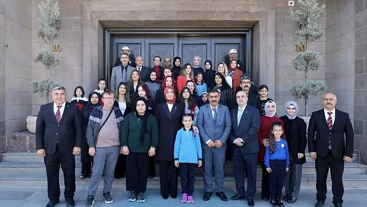 Afyon'da Cumhuriyet Coşkusu Ödülle Taçlandı