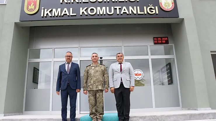 Afyon'da Devletin Güçlü Dayanışması: Bayrak Takdimiyle Taçlandı