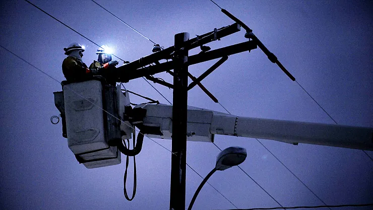 Afyon'da Elektrik Krizi! Erkmenliler Yıllardır Çözülemeyen Sorunla Boğuşuyor!