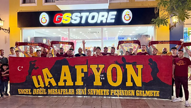 Afyon'da Galatasaraylılar GS Store'a Akın Etti
