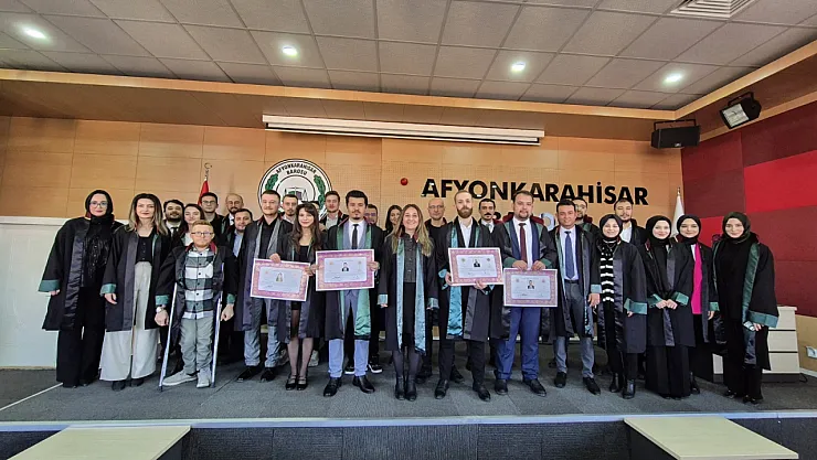 Afyon'da genç avukatlar seçime gidiyor