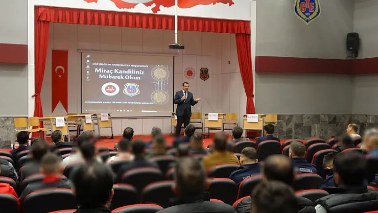 Afyon'da Hükümlü ve Tutuklular Siyer-i Nebi Bilgi Yarışmasında Yarıştı