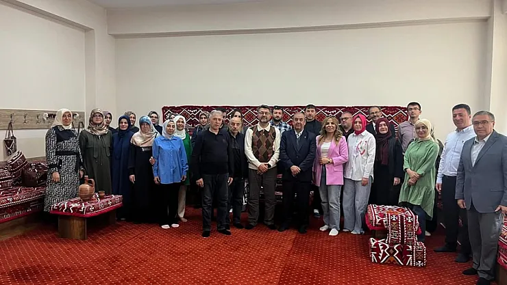 Afyon'da İmam Hatip Okullarının Kurucusunu Öğretmenlerle Buluşturan Etkinlik