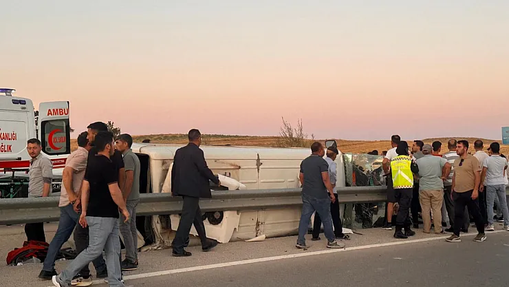 Afyon'da Minibüs Kazası: Çok Sayıda Yaralı Var!