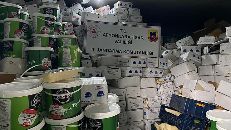 Afyon'da Sahte Ürün Operasyonu: Tonlarca Peynir ve Etiket Ele Geçirildi