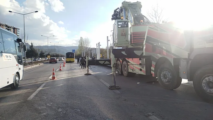 Afyon'da Trafiğe 1 Saatlik Ara! Bu Yolu Kullananlar Yeni Güzergâhı Not Alsın