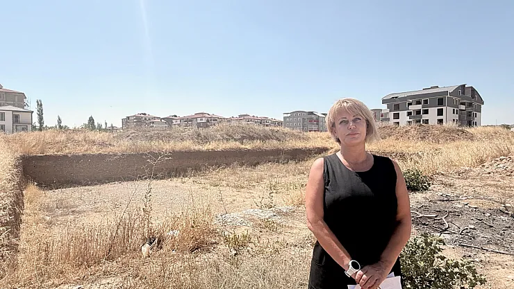 Afyon'da Tuhaf Olay! Arazisinden Lahit Çıktı, Mağdur Oldu