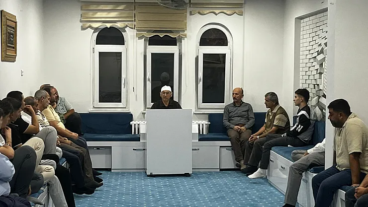 Afyon'da Yeni Bir Gelenek: Kale Sohbetleri Başladı!