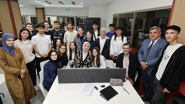 Afyon'da YKS Öncesi Öğrencilere Sürpriz Destek!