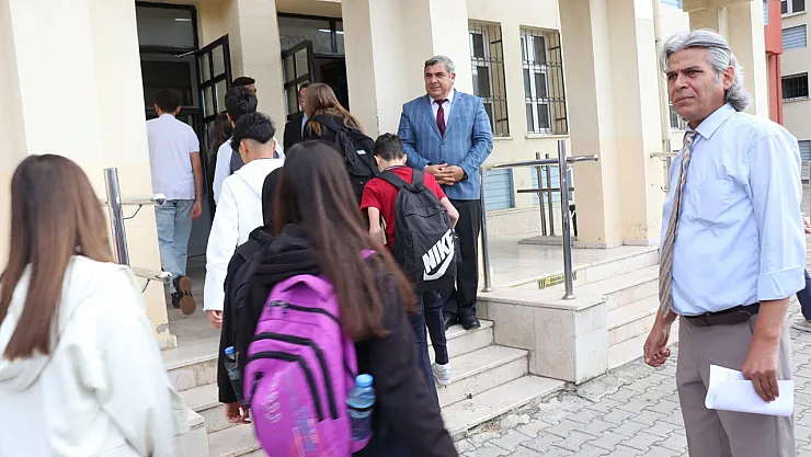 Afyon Milli Eğitim Müdürü Sünnetci: Öğrencilerimizin Her Daim Yanındayız