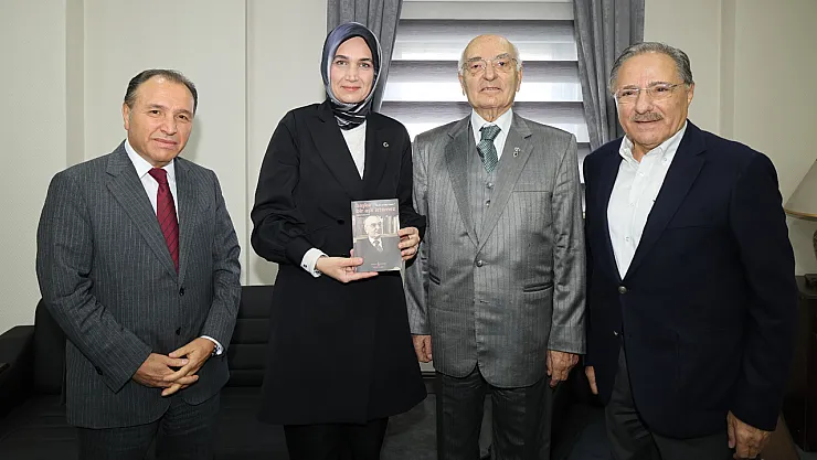 'Afyon Öğrenen Şehir Oldu'