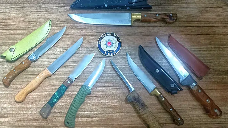 Afyon Polisi Ansızın Yakalar…