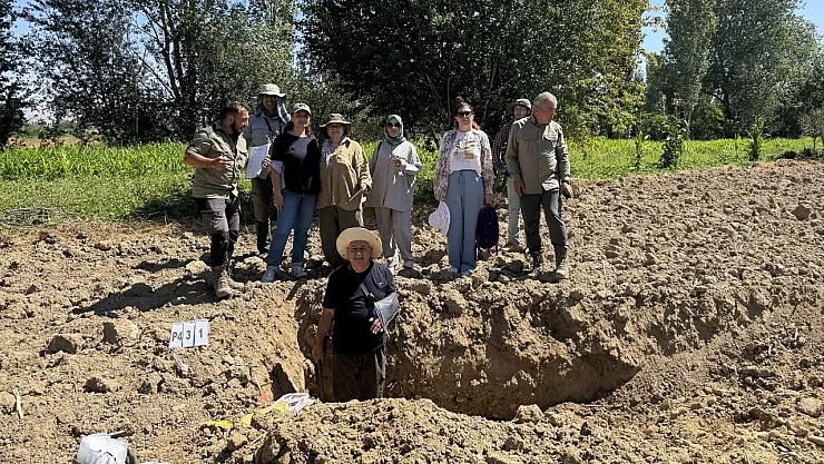 Afyon'un 17 İlçesinde Toprak Haritaları Çıkarılıyor: İşte İlçe İlçe Çalışmalar