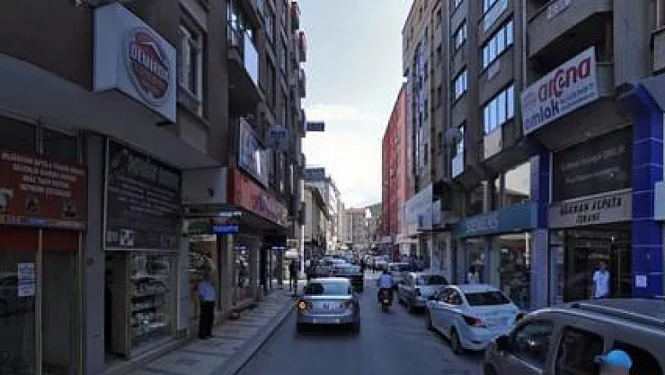 Afyon'un Kalbinde 5 Günlük Kapanış! Bu Caddeyi Kullananlar Dikkat