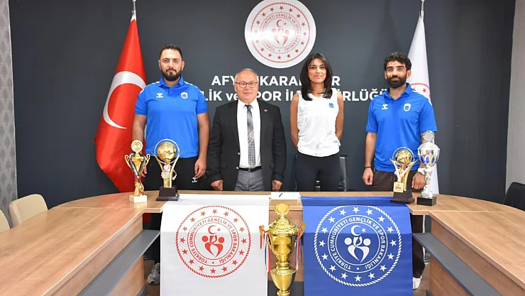 Afyon'un Sultanları Kadrosunu Güçlendirdi