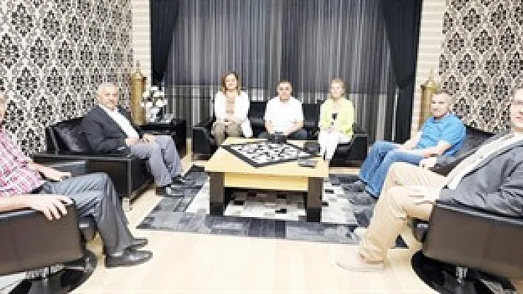 “Afyon’a hizmet için el birliği ile çalışacağız”