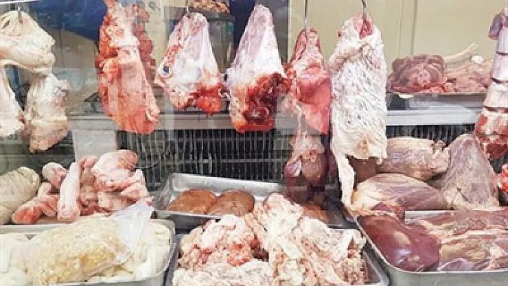 Afyon'da 1.2 milyonluk 65 ton kaçak ciğer operasyonu