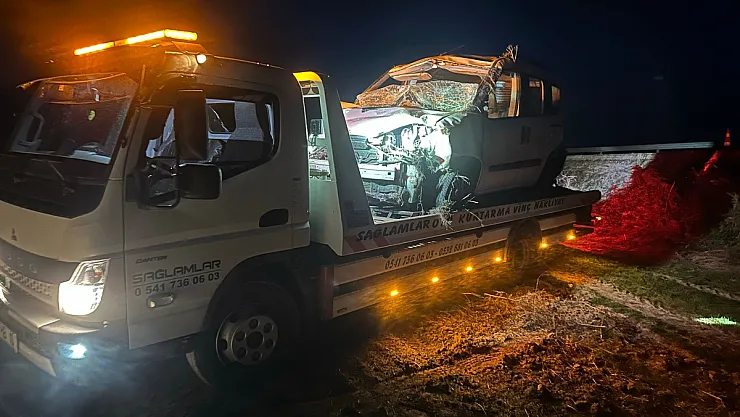 Afyon'da Araç Şarampole Uçtu Kişi Yaralandı
