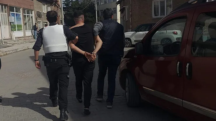 Afyon'da Cezaevi Firarisi Bakın Nasıl Kaçmaya Çalıştı