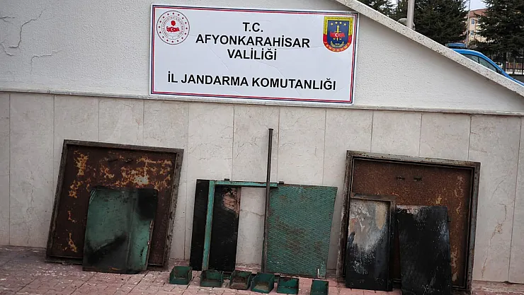 Afyon'da Sulama Kuyusu Kapaklarını Çalan Hırsızlar Yakalandı