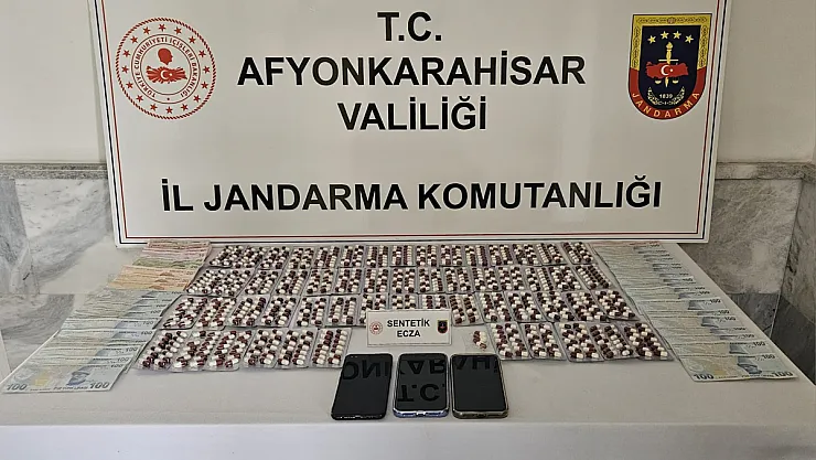 Afyon'da Uyuşturucu Tacirleri Yakayı Ele Verdi