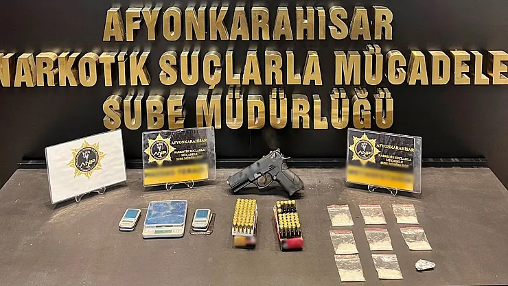 Afyonkarahisar'da Zehir Tacirine Suçüstü!